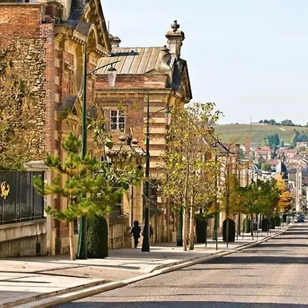 Appartement Avenue De Champagne Epernay Exterior photo